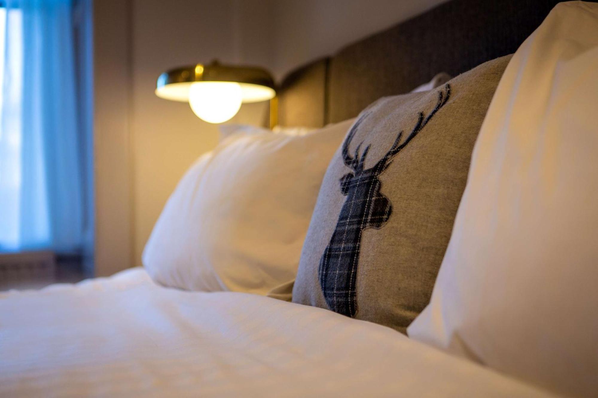Executive Double Room,1516375411:JPEG